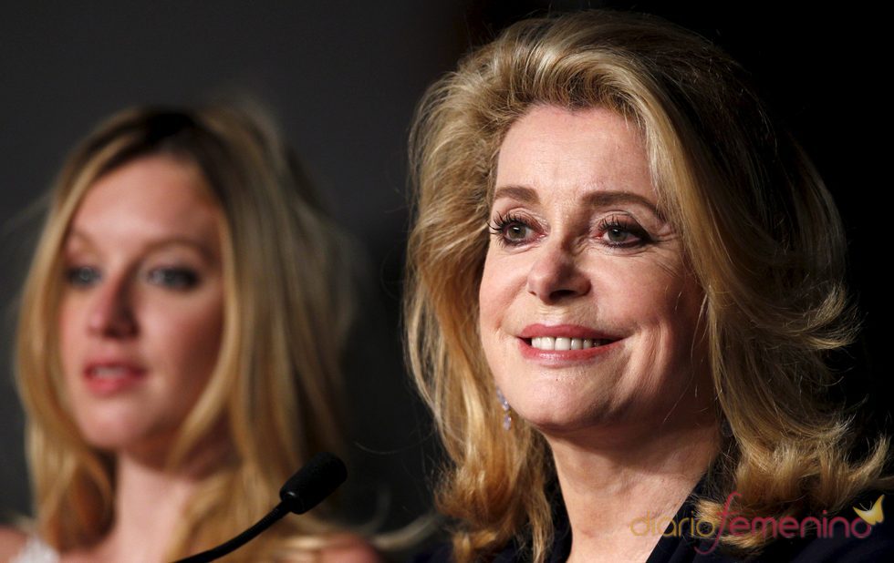 Catherine Deneuve en la presentación de 'Les bien-aimés' de Cannes 2011