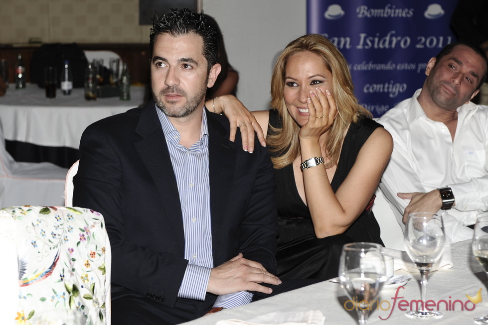 Chayo Mohedano y su marido Andrés en los Premios Bombines de Oro 2011