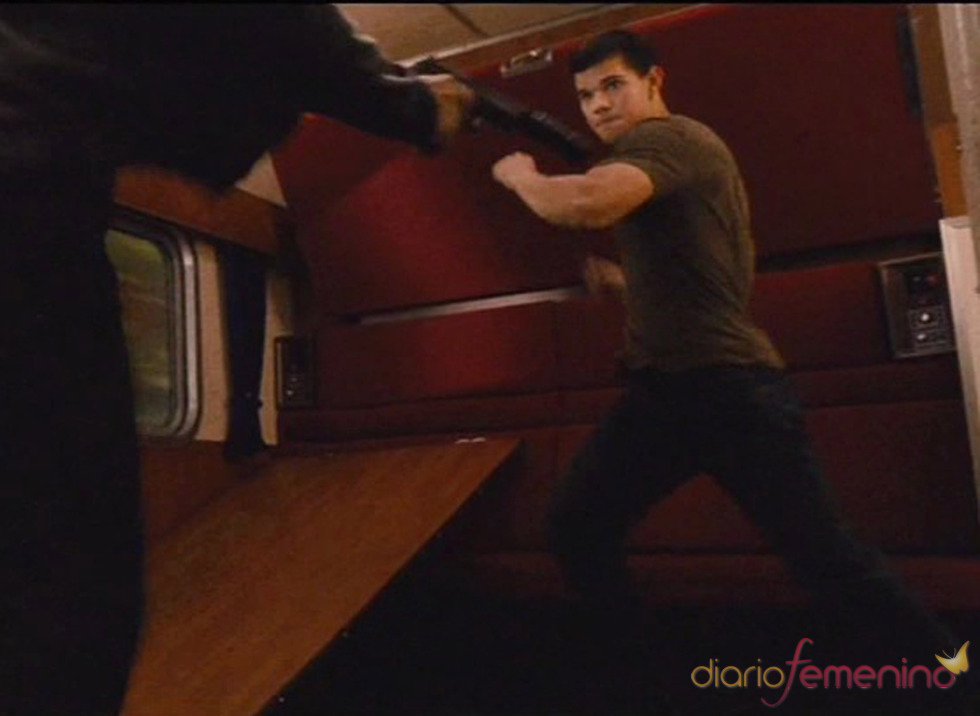 Taylor Lautner demuestra su destreza en 'Abduction'