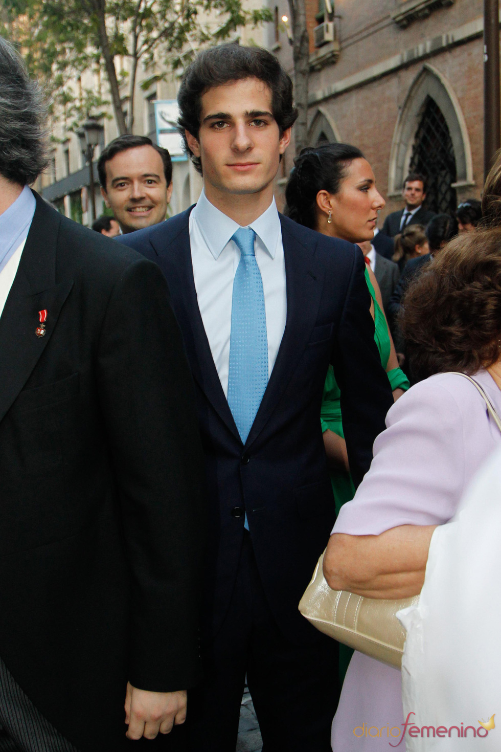 Carlos Martínez de Irujo en la boda de Carmen Solís Tello