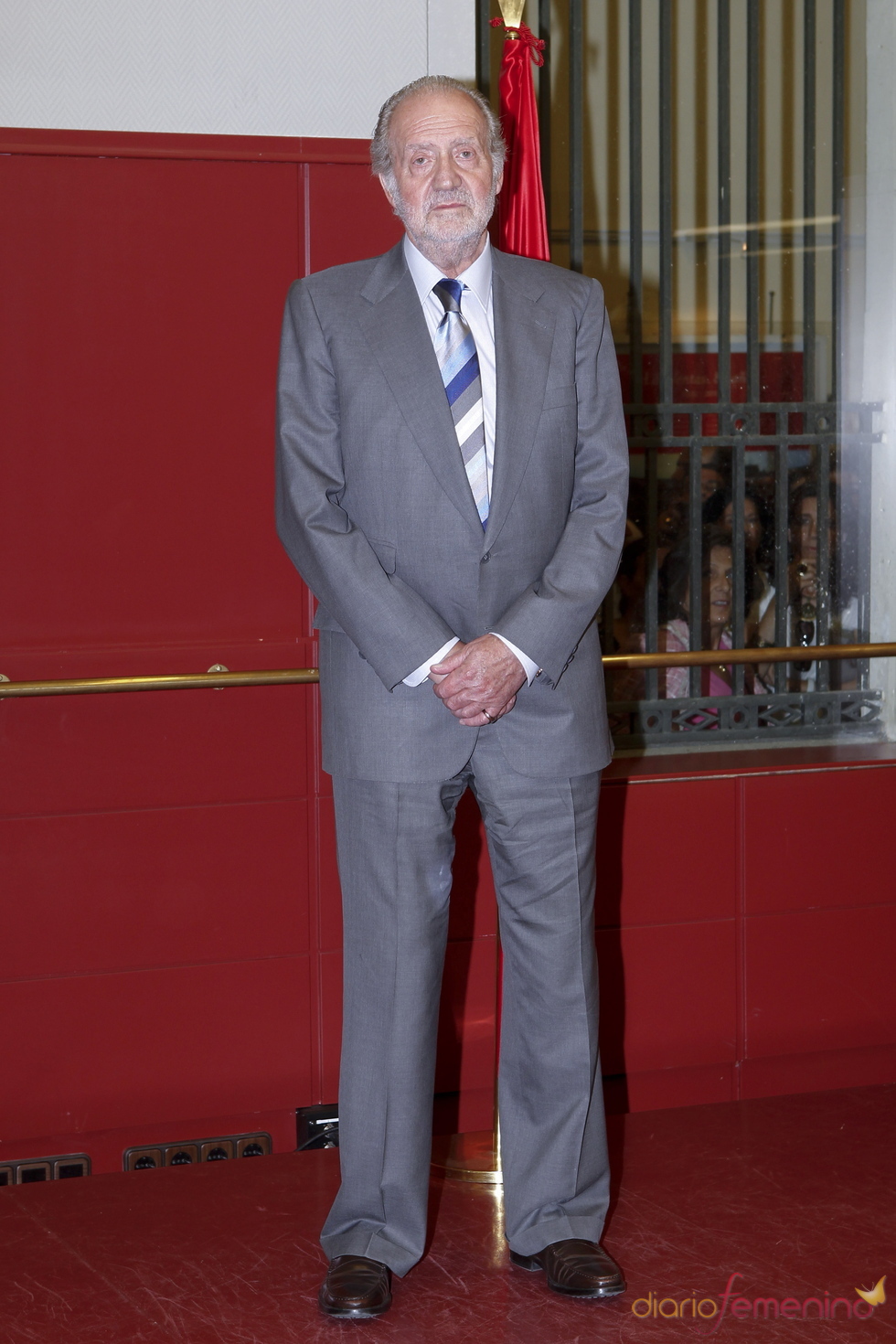 El Rey Juan Carlos será operado de la rodilla derecha