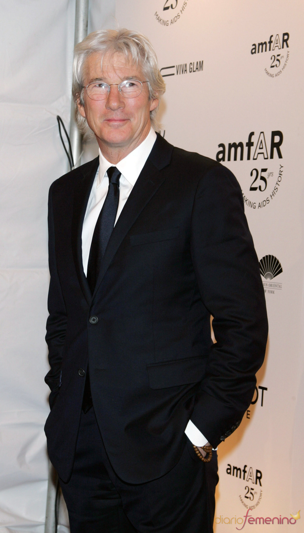 Richard Gere visitará Corea del Sur para ir a un templo budista