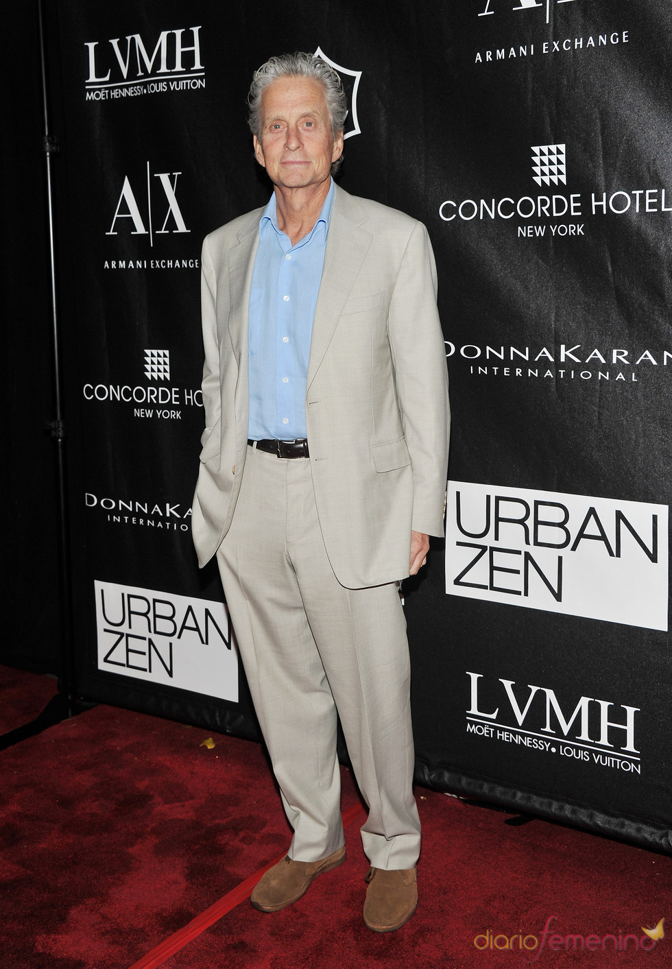 Michael Douglas en los Premios Urban Zen Stephan Weiss Apple