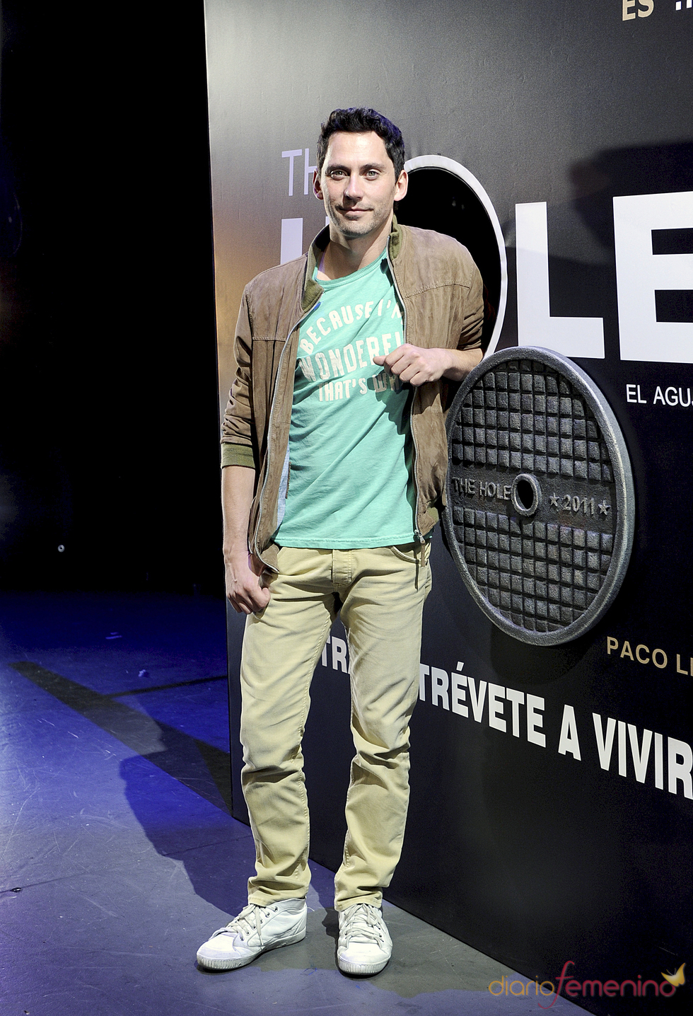 Paco León protagoniza la obra de teatro 'The Hole'