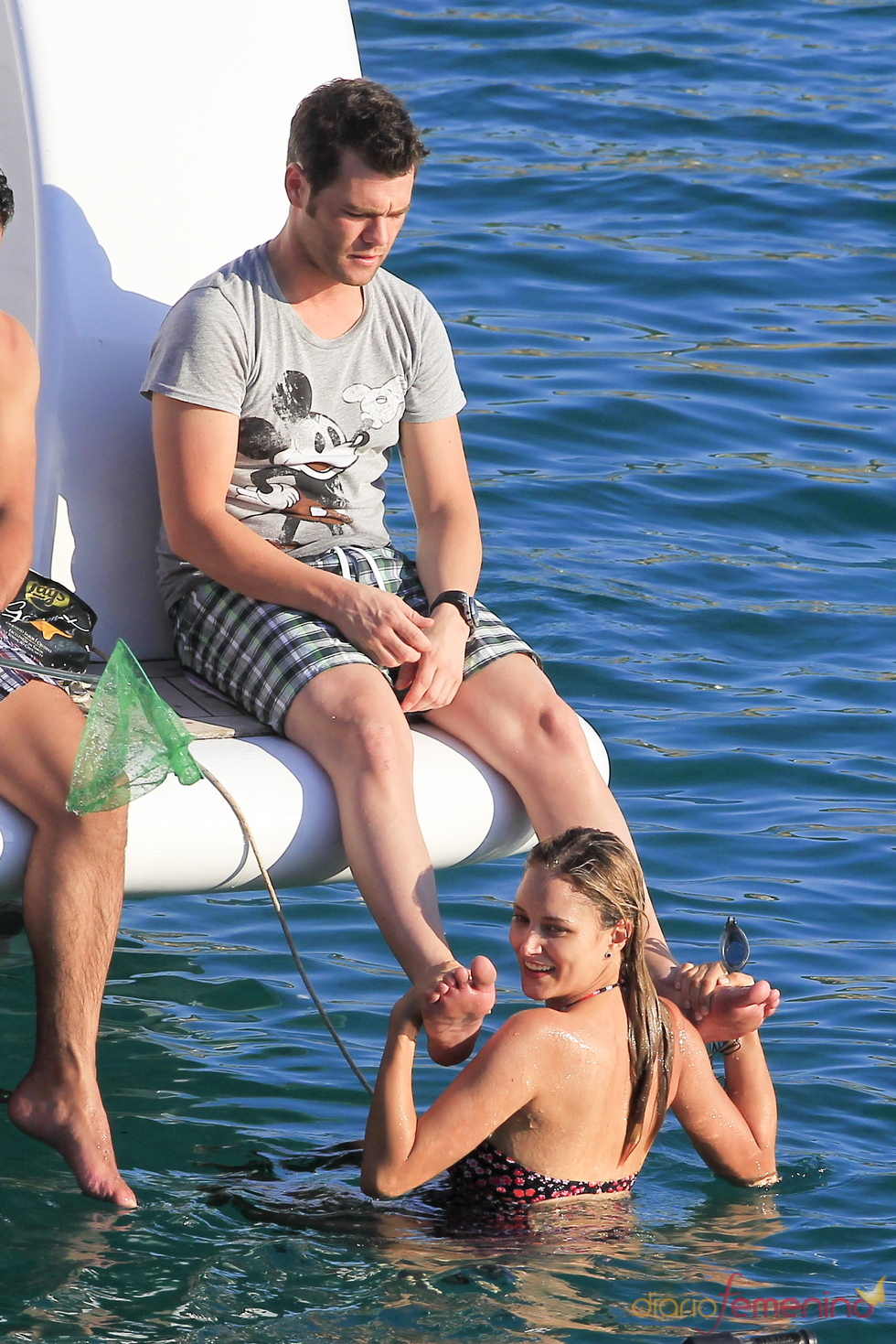 Fonsi Nieto y Alba Carrillo se relajan en Ibiza