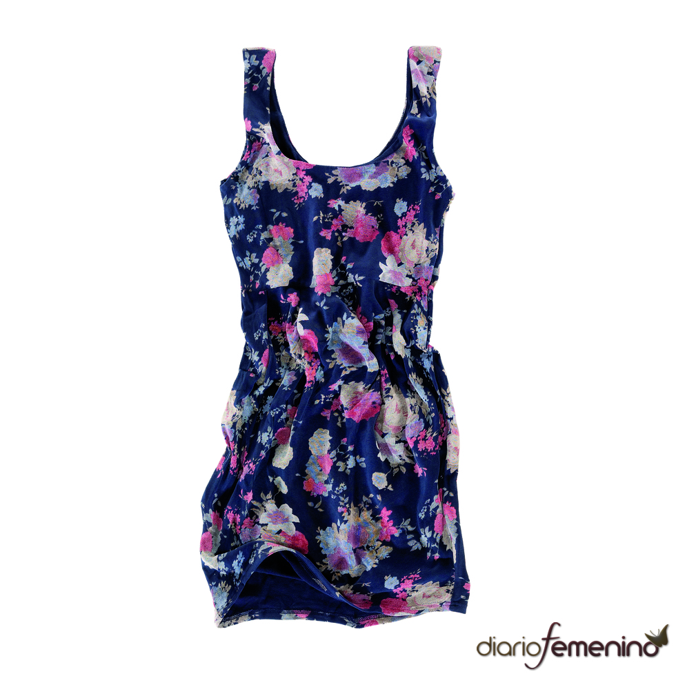 Vestido de flores de Pull and Bear
