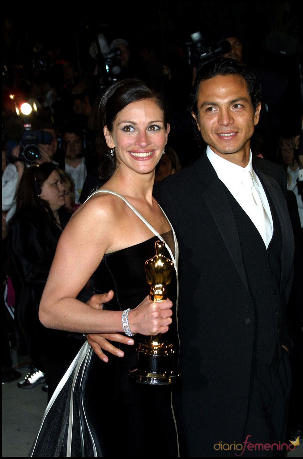 Julia Roberts y Benjamin Bratt en los Oscar 2001: 3 meses hasta romper