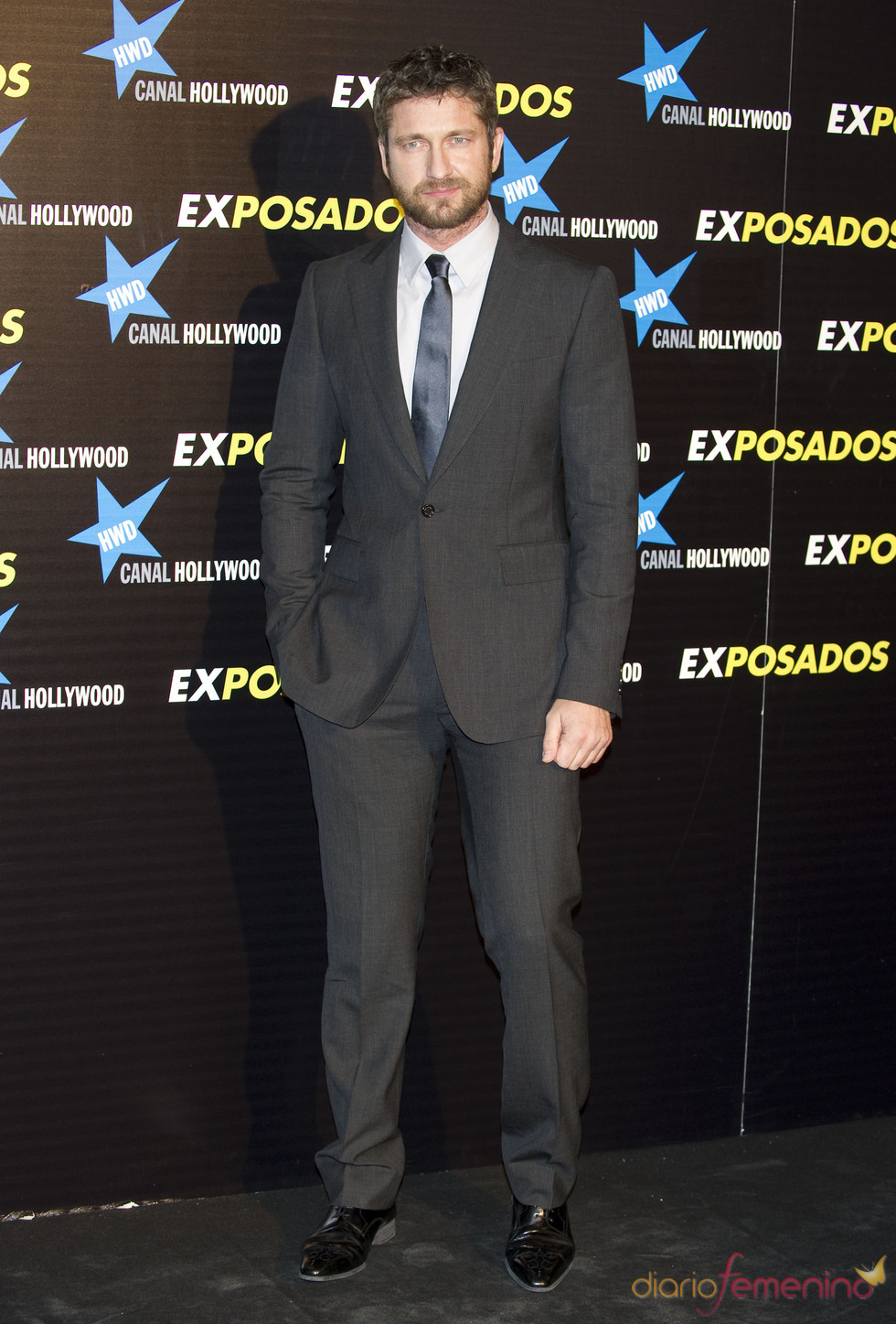 Gerard Butler en la première de 'Exposados'