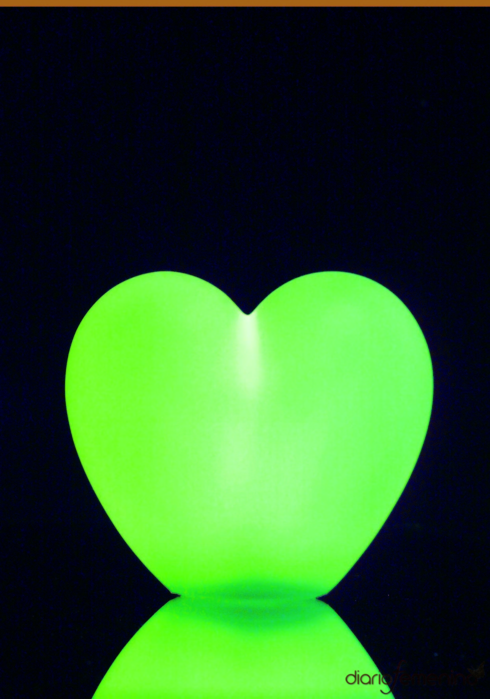 Lámpara de corazón para una fiesta de los 80