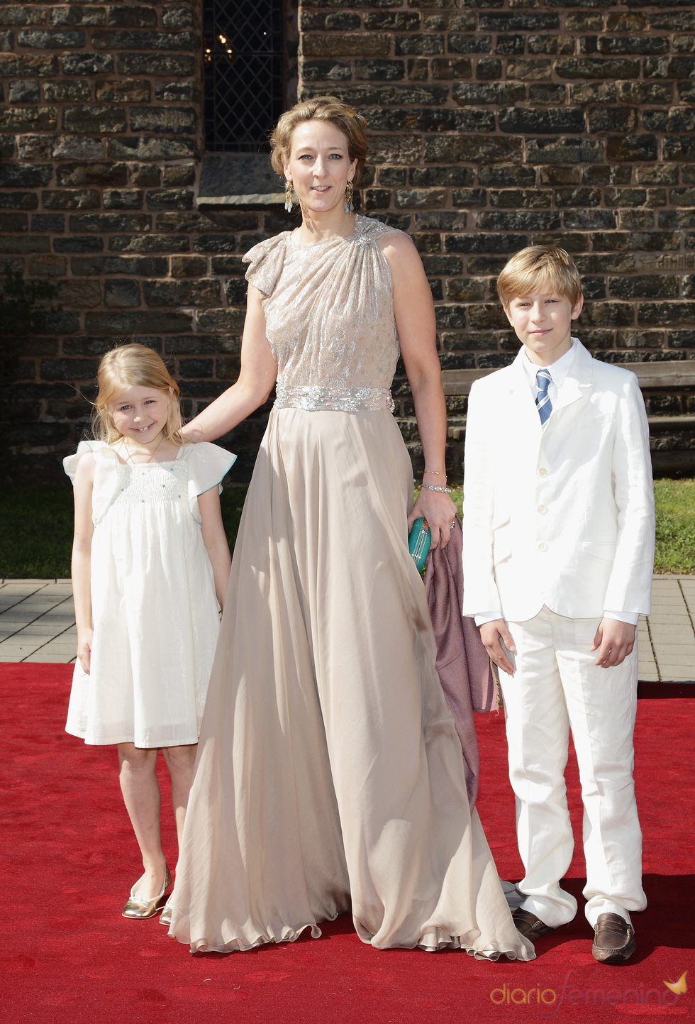 La Princesa Alexandra, la Condesa Ingrid y el Conde Richard en la boda de Natalia de Dinamarca y Alexander Johannsmann
