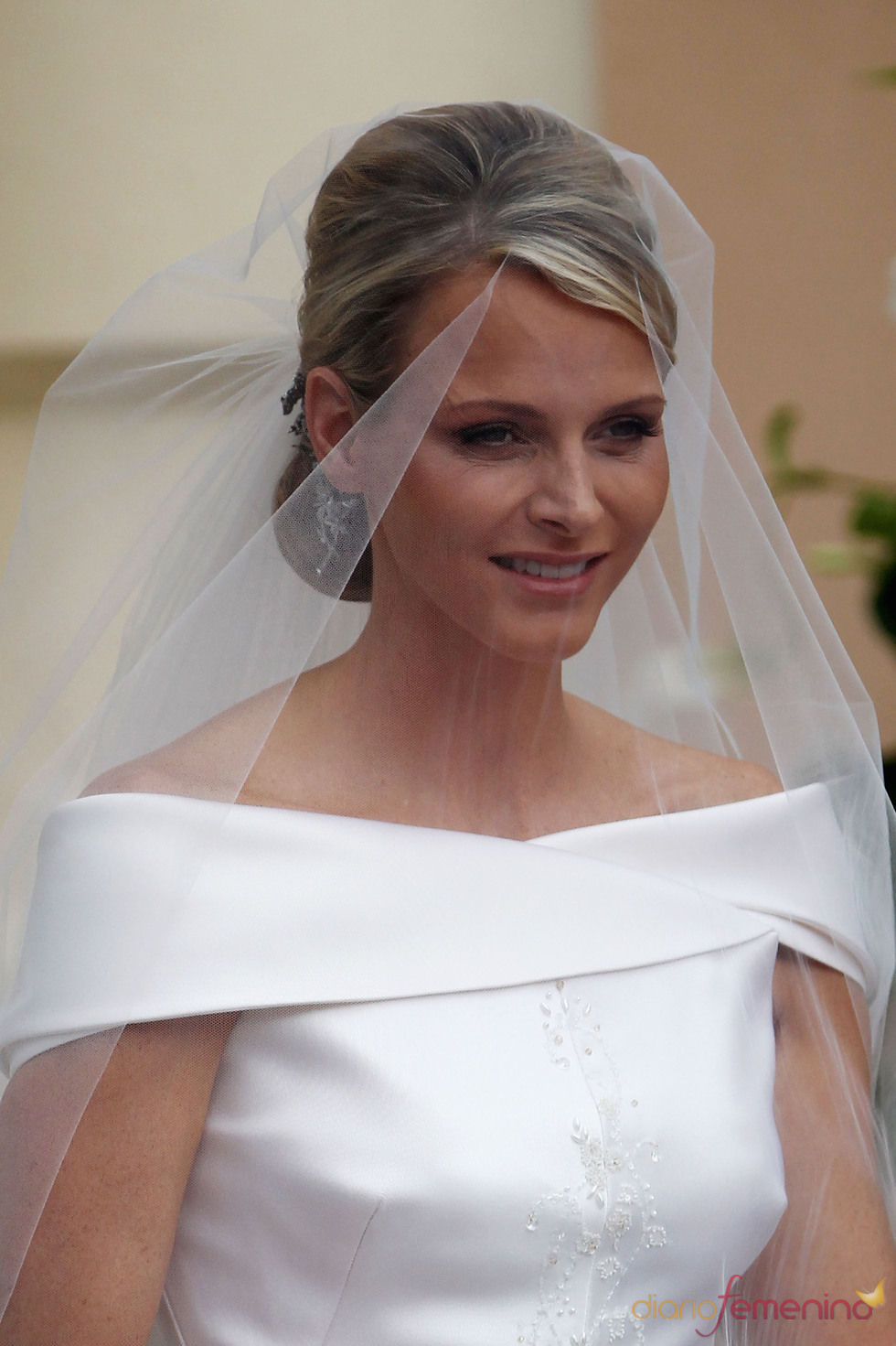 Charlene Wittstock, radiante de novia en la ceremonia religiosa de la Boda Real de Mónaco