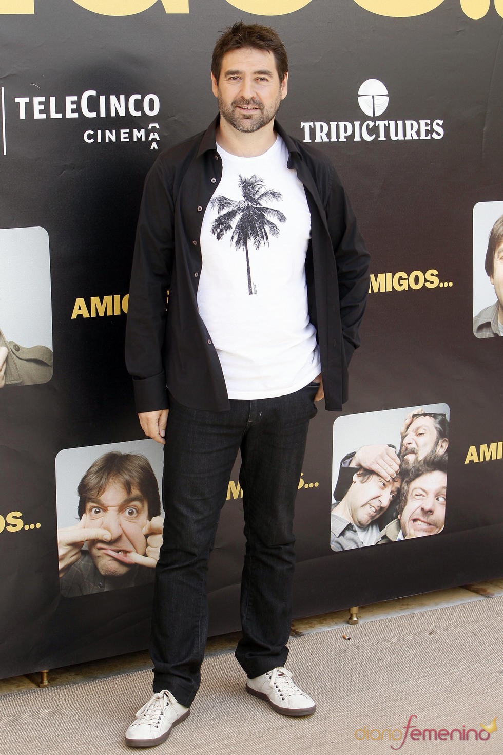Alberto Lozano en la promoción de la película 'Amigos'