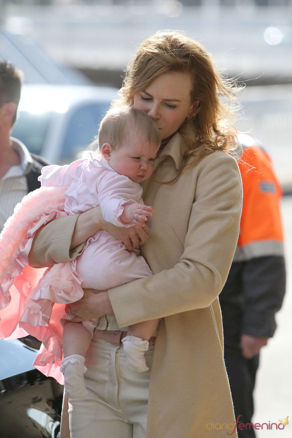 Nicole Kidman con su hija Faith Margareth en el aeropuerto de Sydney