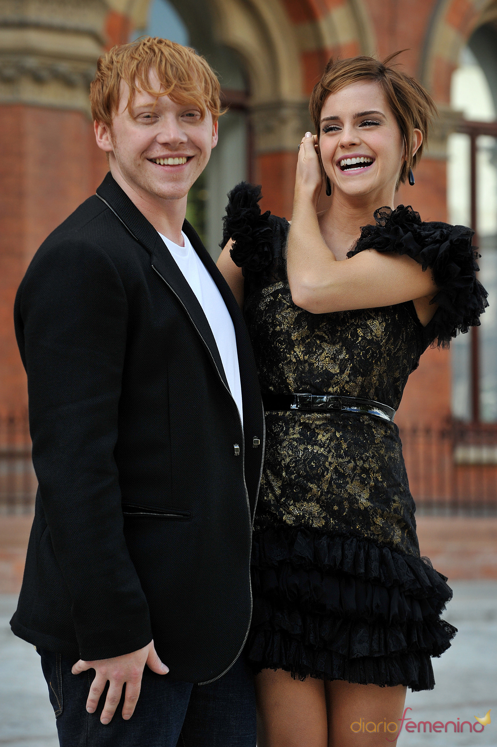 Emma Watson Y Rupert Grint Se Despeinan En La Presentación