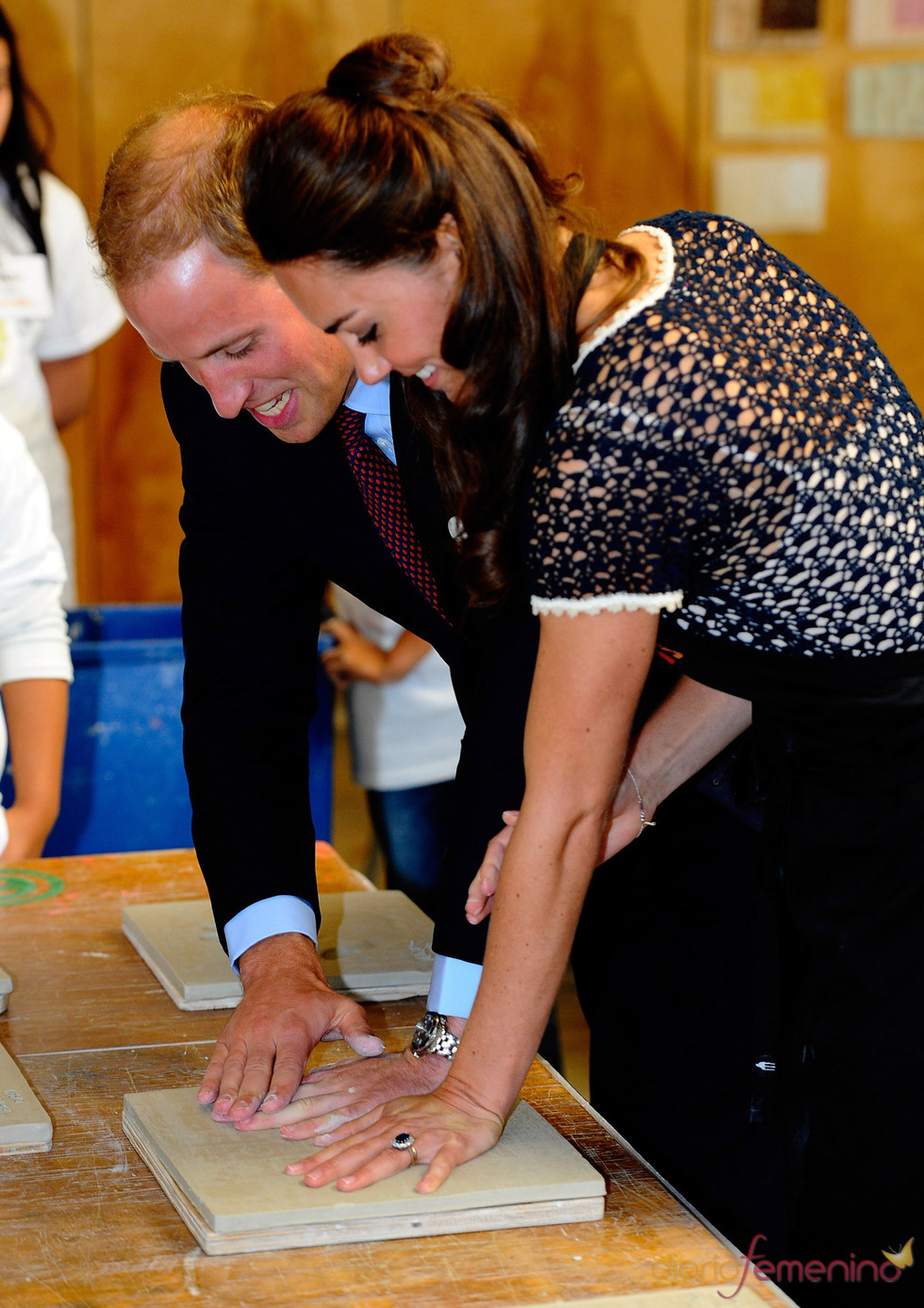 Guillermo de Inglaterra y Kate Middleton dejan huella en un centro de arte de Los Ángeles