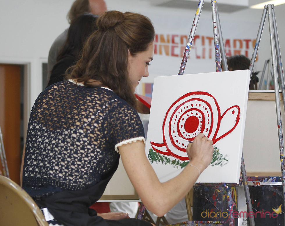 Kate Middleton pinta un caracol en Los Ángeles