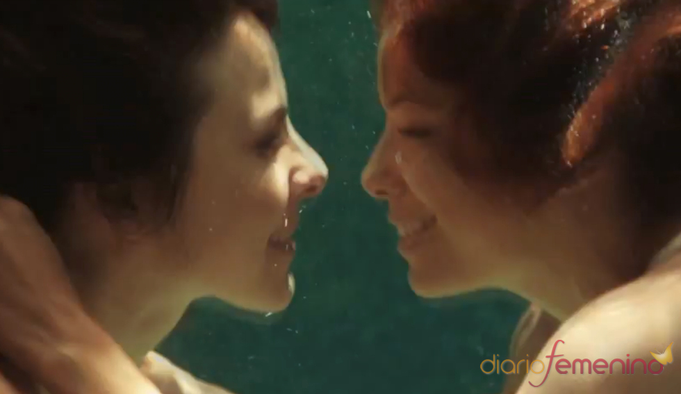 Eva Longoria y Kate del Castillo bajo el agua en la película 'Without Men'