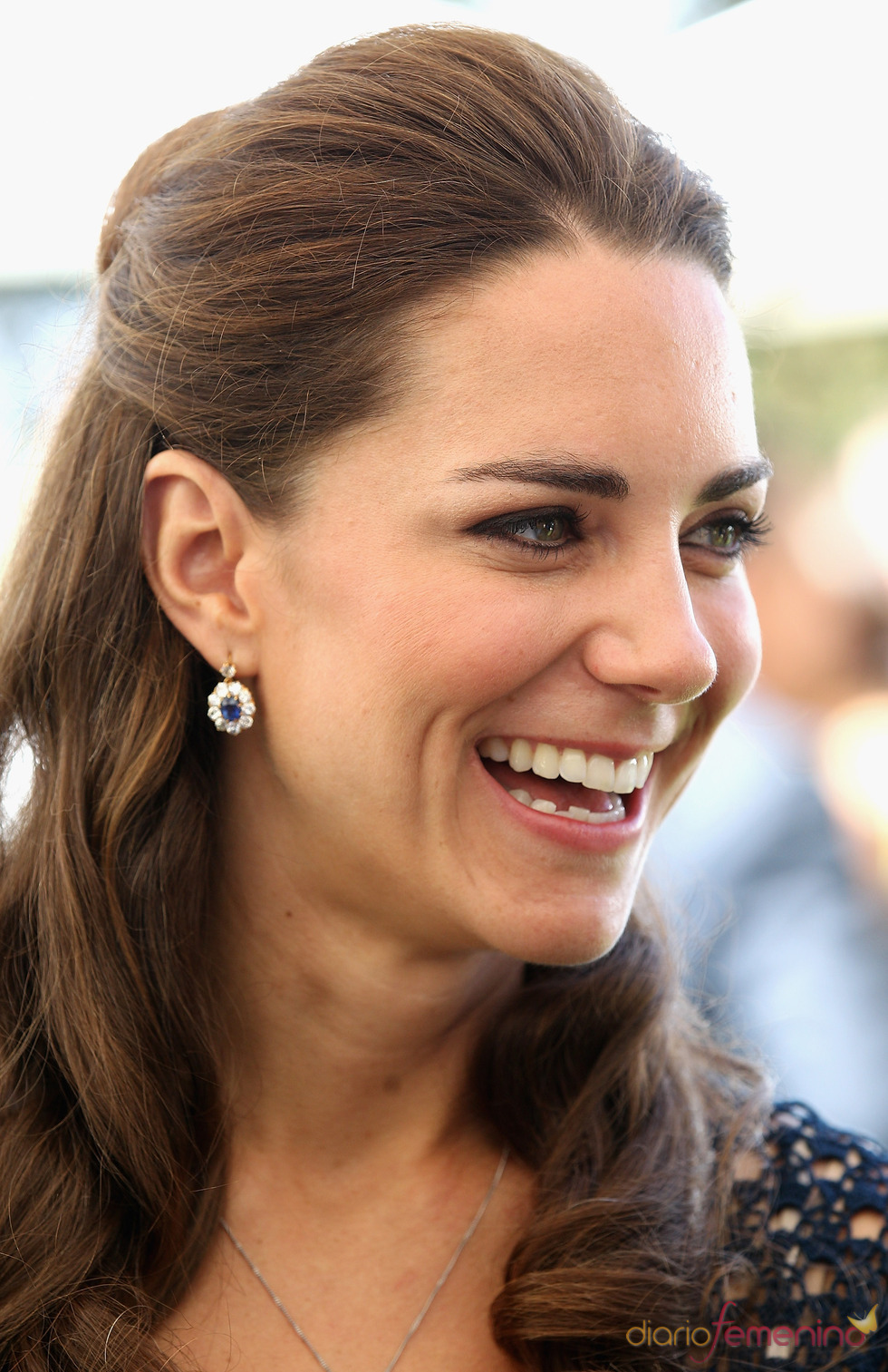 Kate Middleton recibe unos pendientes de Diana de Gales