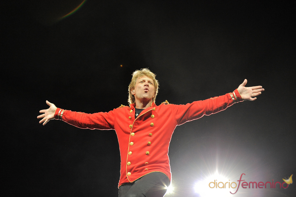 Jon Bon Jovi en su concierto en el Estadio Olímpico de Barcelona