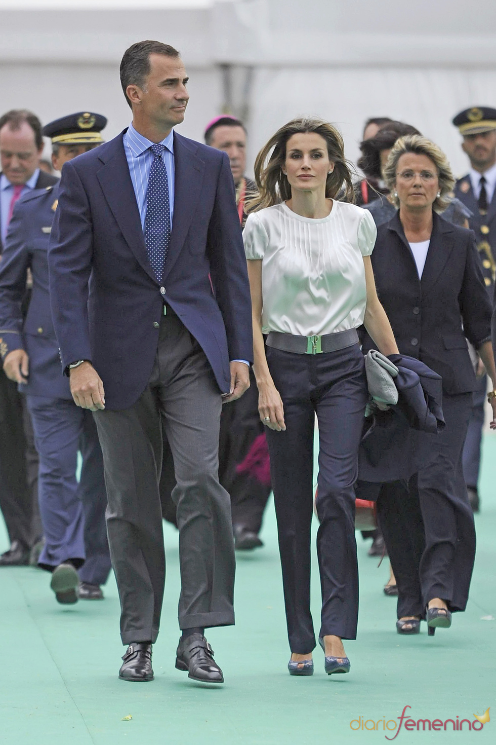 La princesa Letizia despide al Papa en Cuatro Vientos tras concluir las JMj