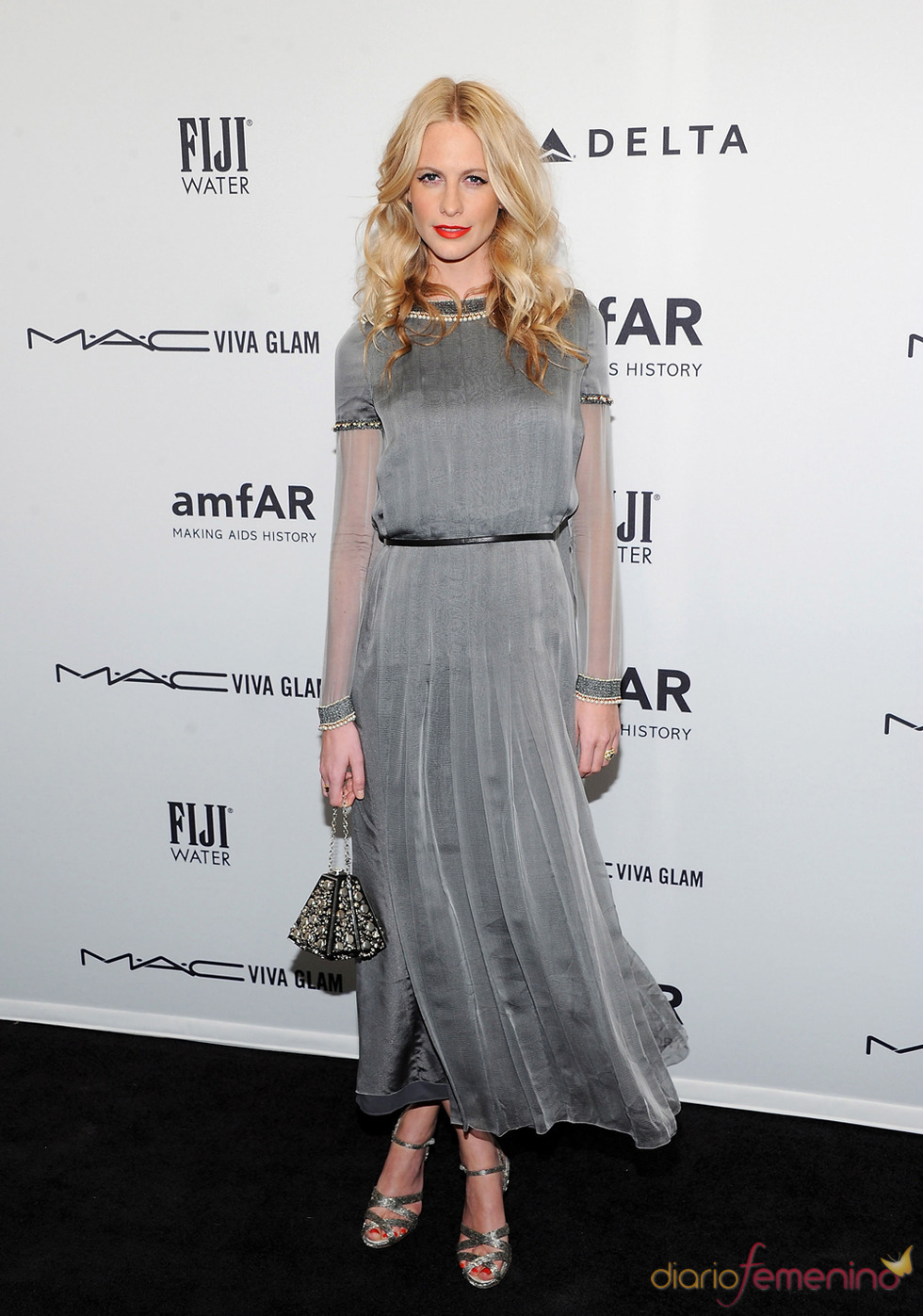 Poppy Delevingne en la gala de amfAR