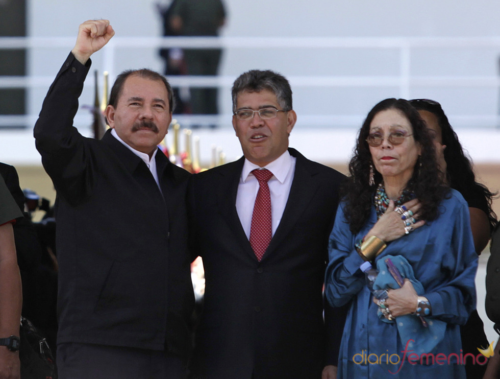 Daniel Ortega, presidente de Nicaragua, llega al funeral de Hugo Chávez