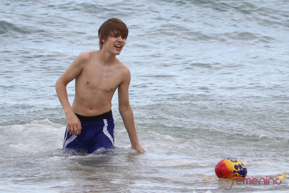 Justin Bieber en el agua