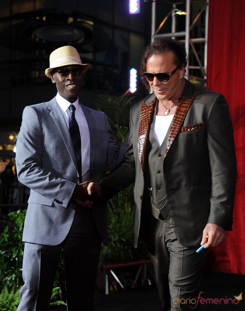 Mickey Rourke y Don Cheadle en la premiere de 'Iron Man 2'