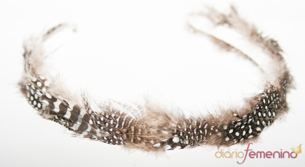 Diadema marrón de Abataba