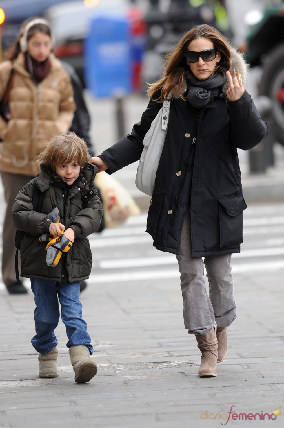 Sarah Jessica Parker hace un gesto grosero