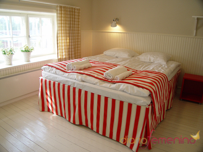 Dormitorio de una cabaña finlandesa