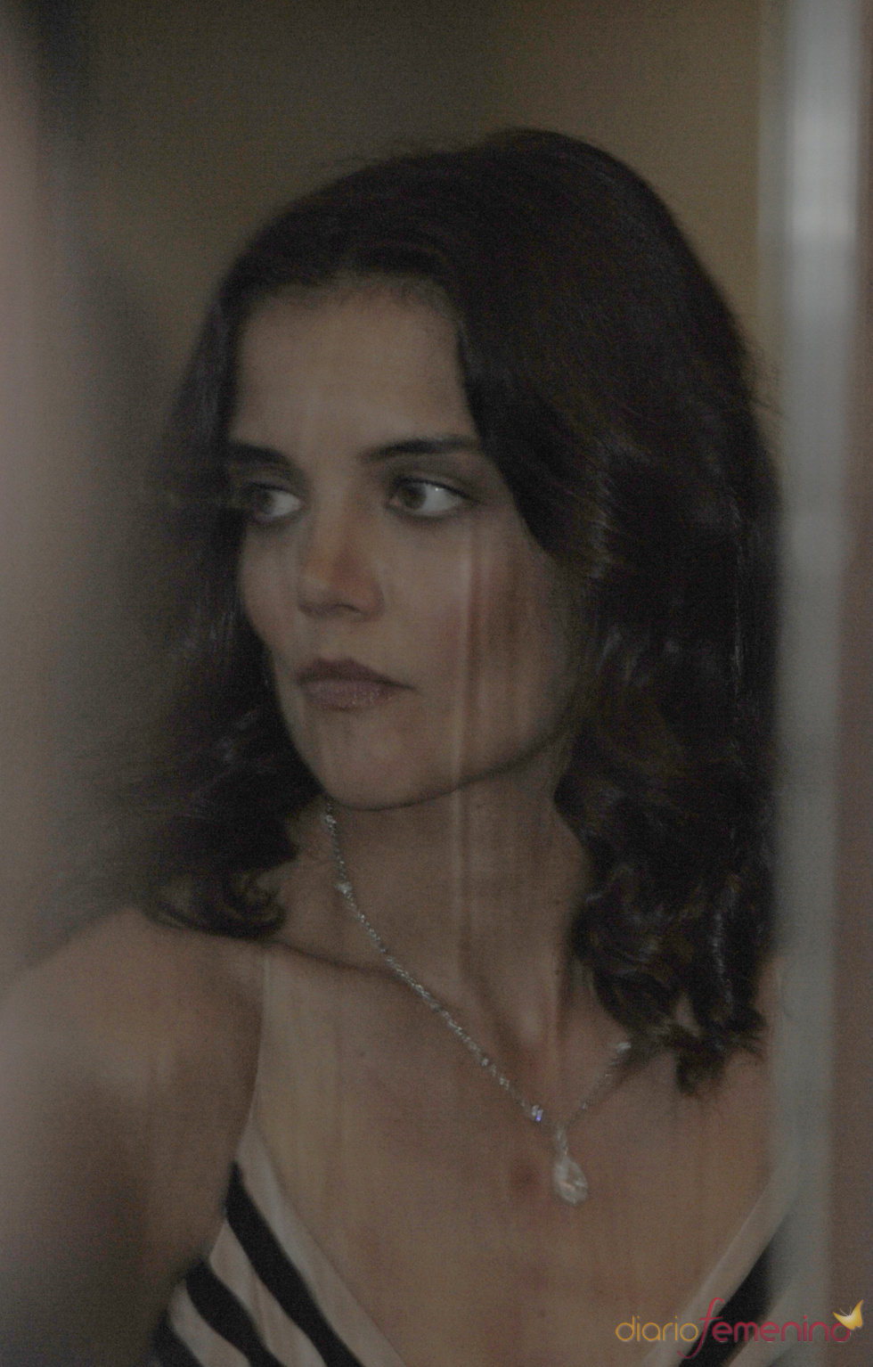 Katie Holmes, seria y en segundo plano en los National Movies Awards