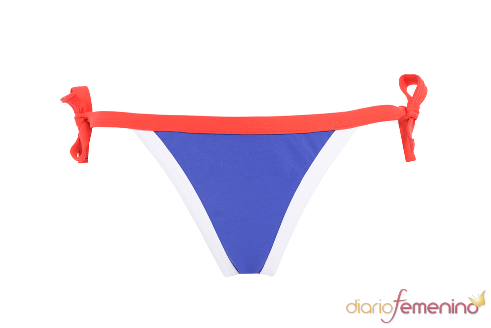 Bikini para apoyar a Francia en el Mundial