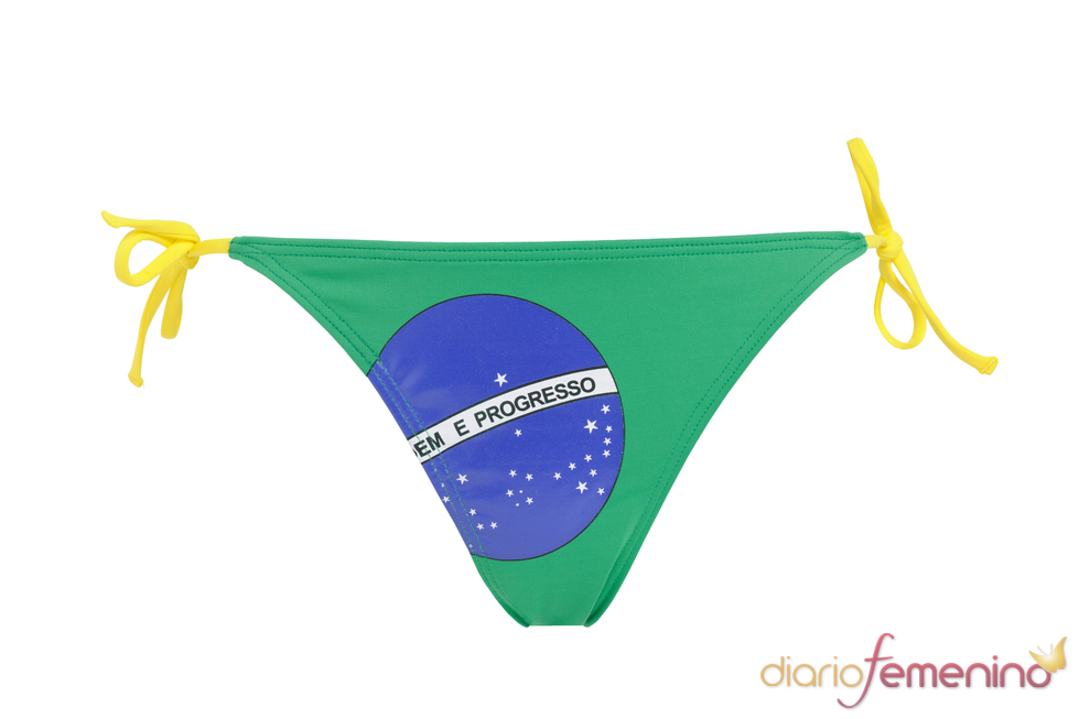 Bikini para apoyar a Brasil en el Mundial