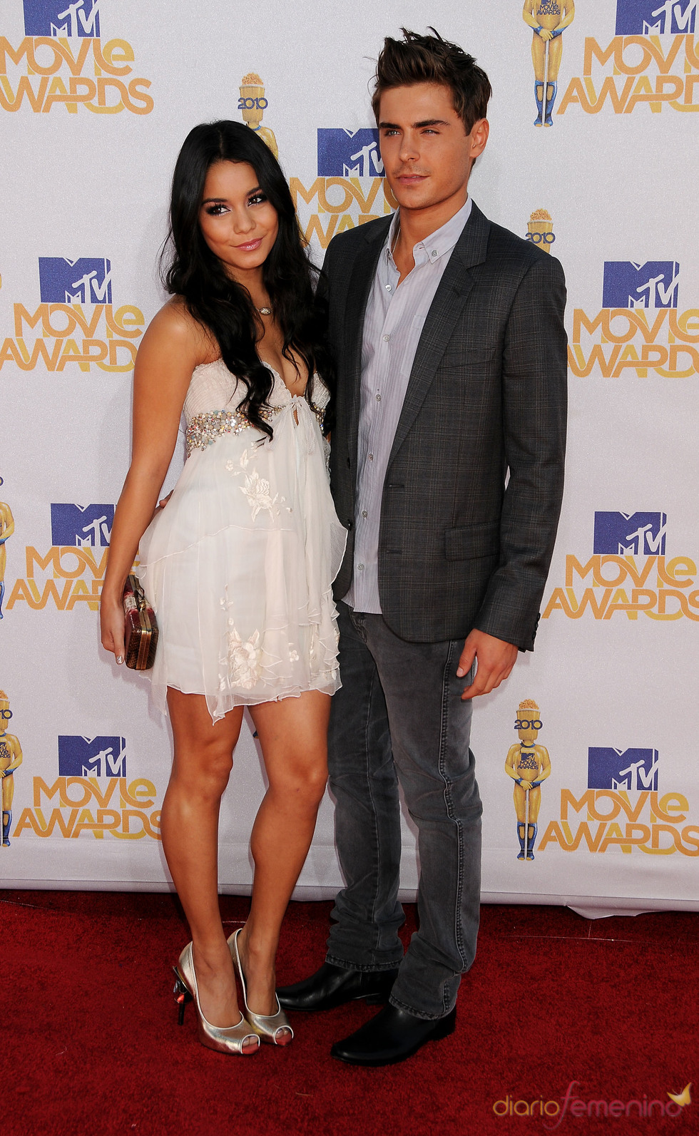 Vanessa Hudgens y Zac Efron en los MTV Movie Awards