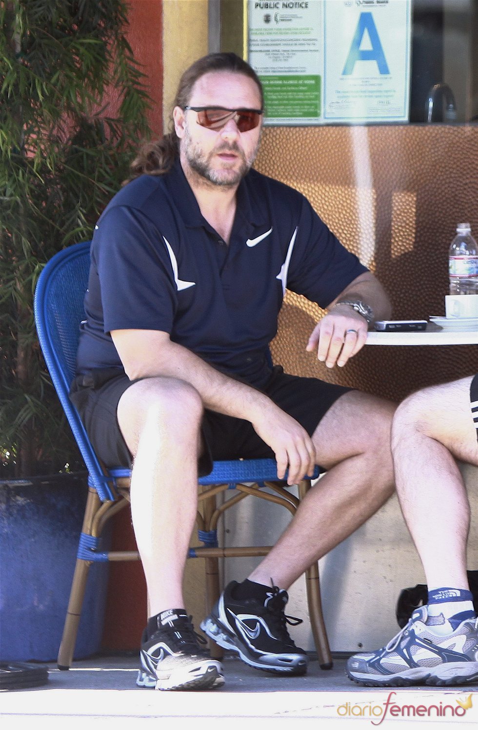 Russell Crowe con un look 'diferente'