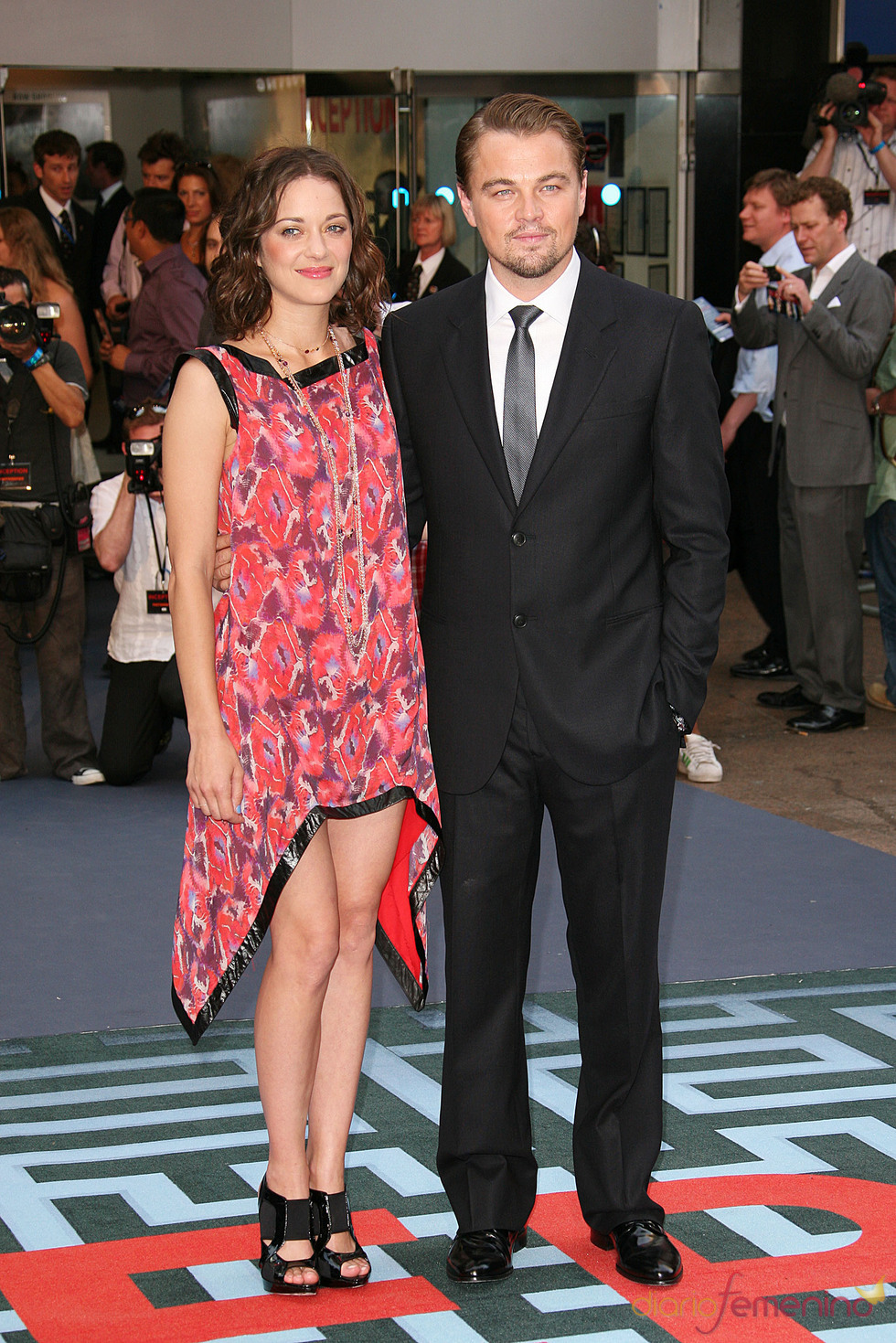 Leonardo Di Caprio y Marion Cotillard en el estreno de 'El origen' en Londres