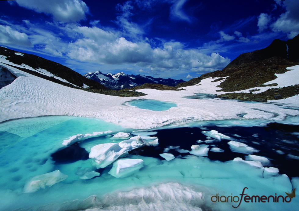 Camino de aguas salvajes en el Tirol