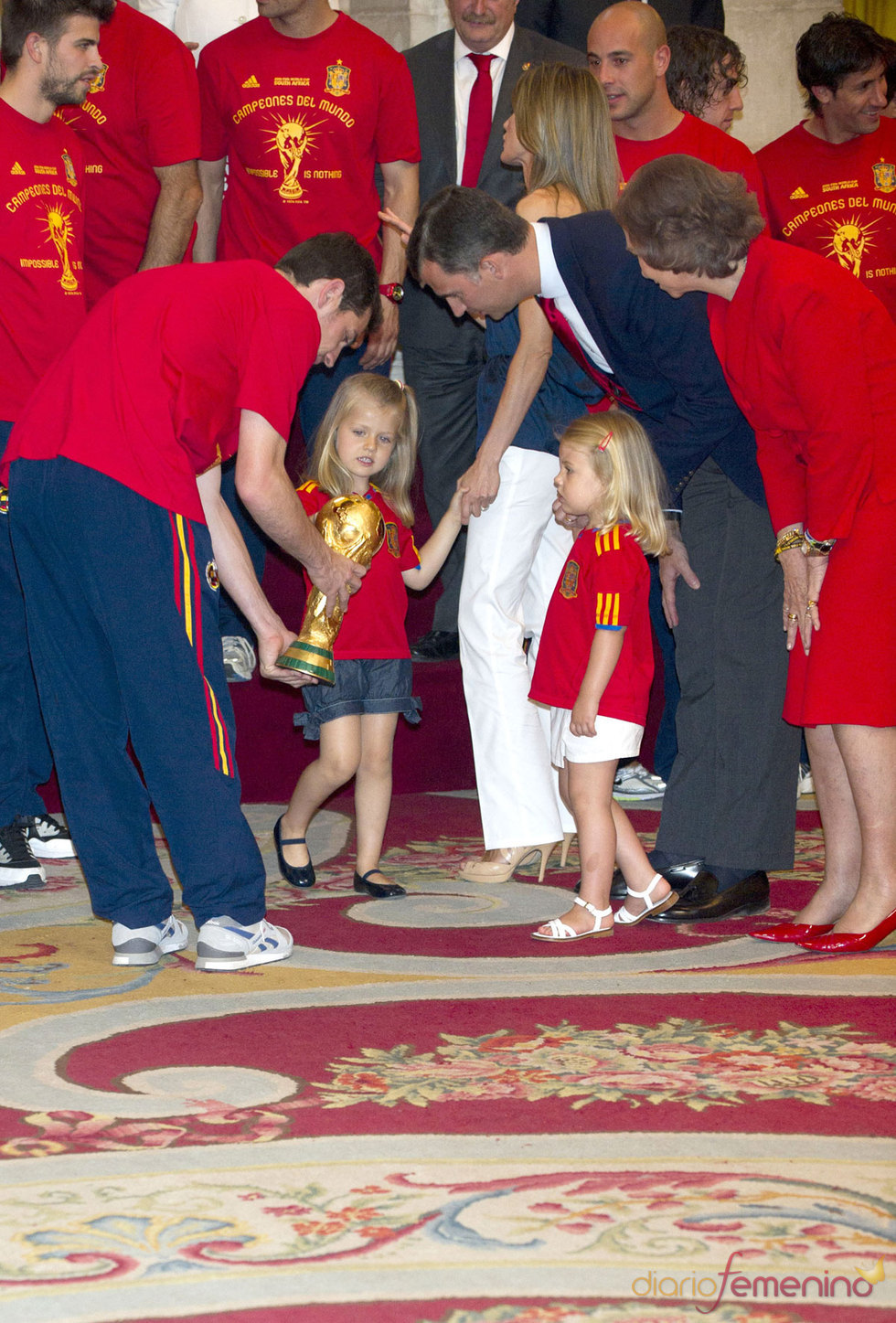 Iker Casillas y el Príncipe Felipe con las Infantas Leonor y Sofía