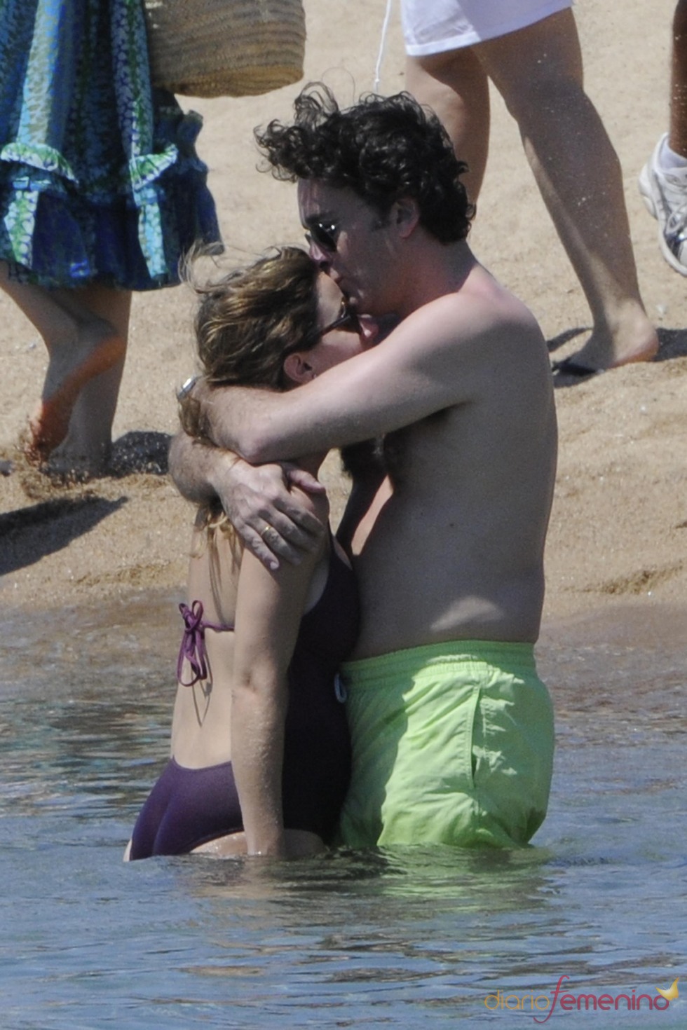 Ana Aznar y Alejandro Agag, románticos en la playa