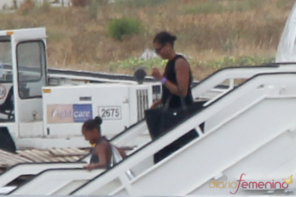 Michelle y Sasha Obama llegan a España