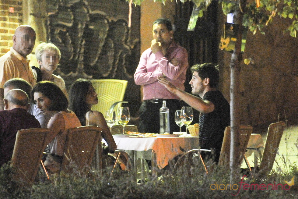 Iker Casillas y Sara Carbonero, enfadados con un fotógrafo