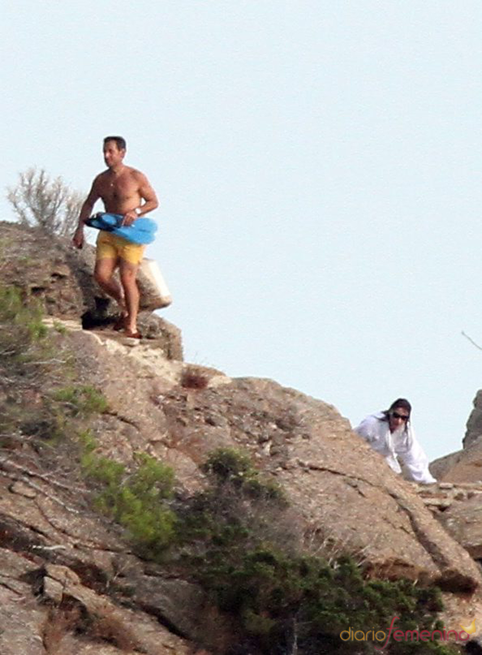 Nicolas Sarkozy y Carla Bruni, escalando en vacaciones