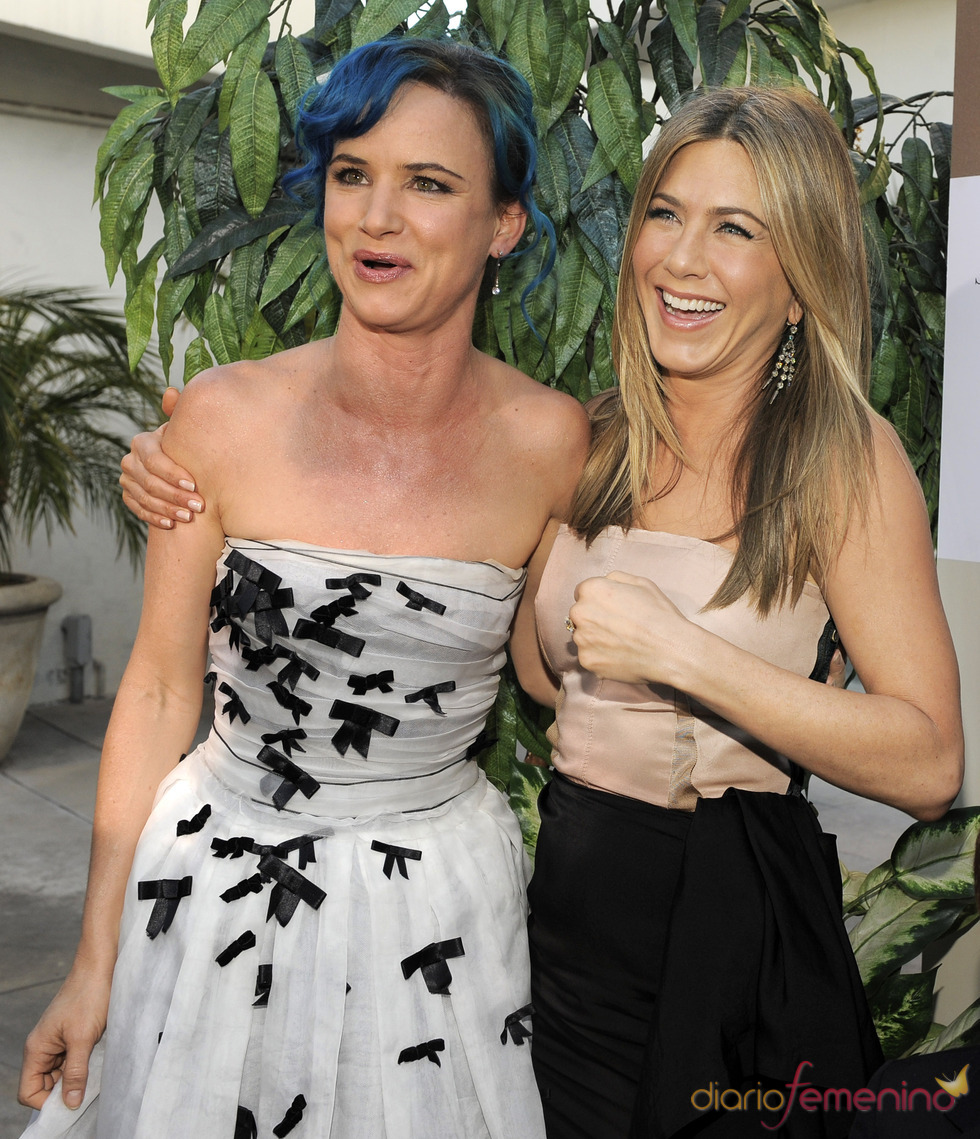 Jennifer Aniston y Juliette Lewis estrenan 'Un pequeño cambio'