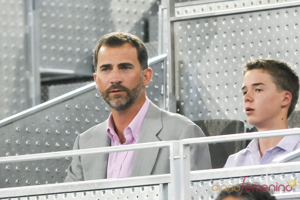 El príncipe Felipe en el baloncesto