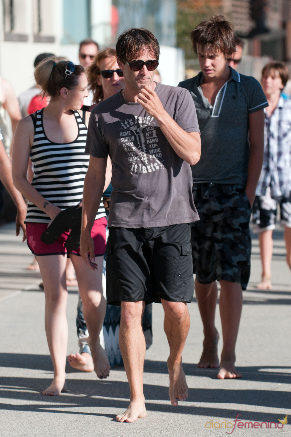 Stephen Moyer, con resaca en playa tras su boda con Anna Paquin