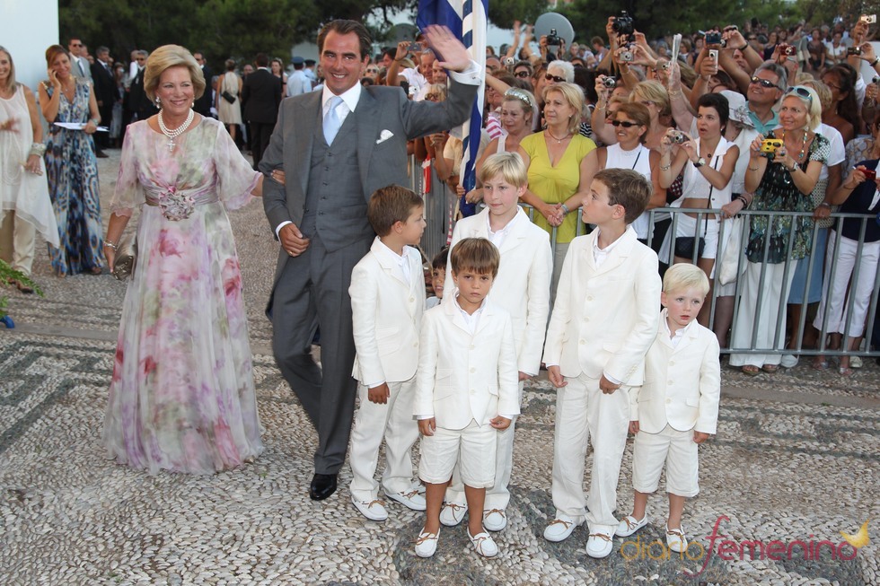 Ana María de Grecia y Nicolás el día de su boda