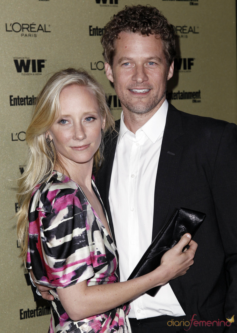 Anne Heche y James Tupper en la fiesta previa de los Premios Emmy 2010