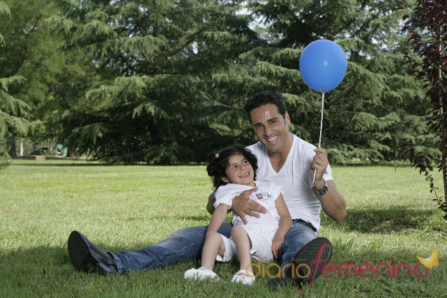 David Bustamante, un chico solidario