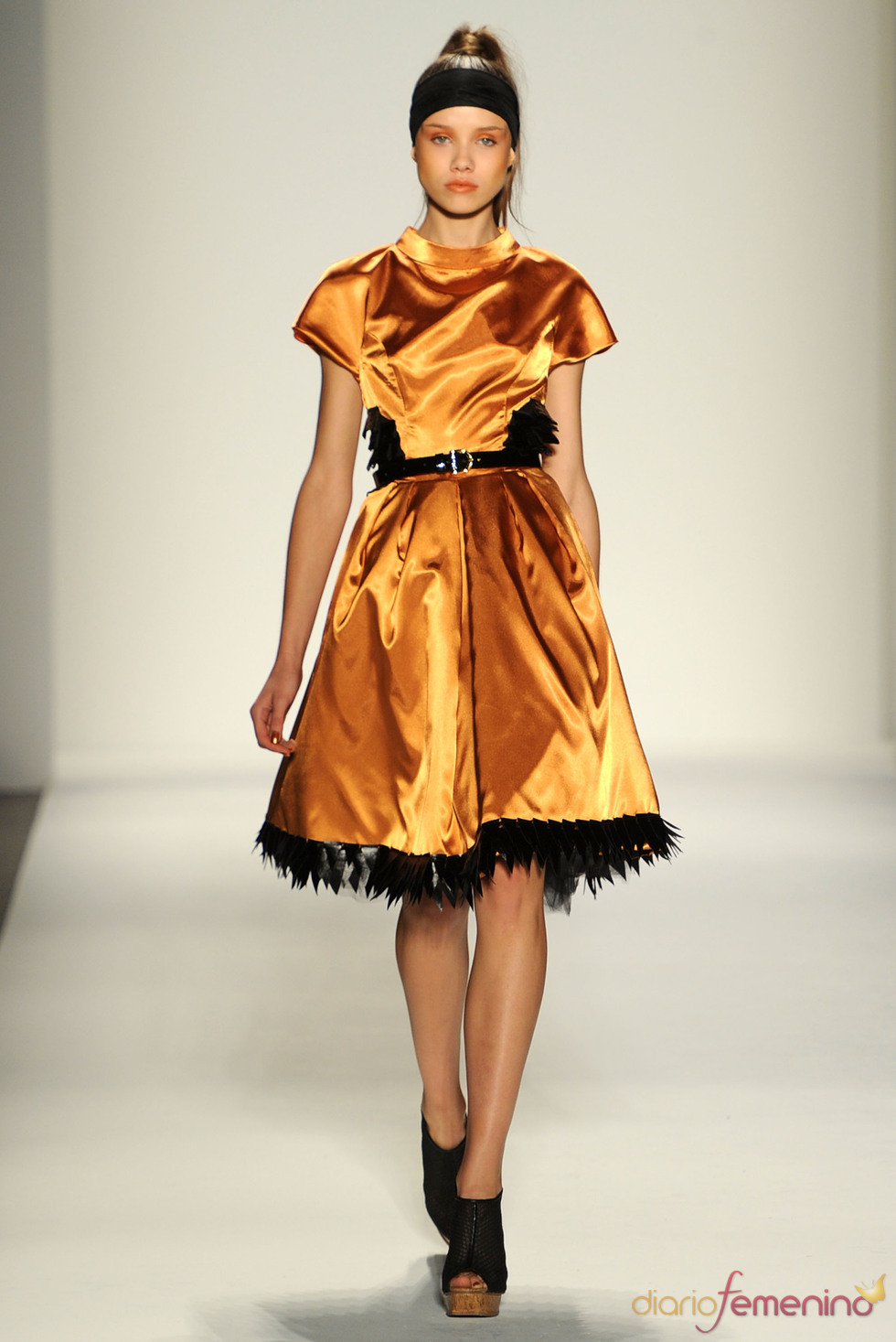 Vassilios Kostetsos en la Semana de la Moda de Nueva York Vassilios Kostetsos en la Semana de la Moda de Nueva York